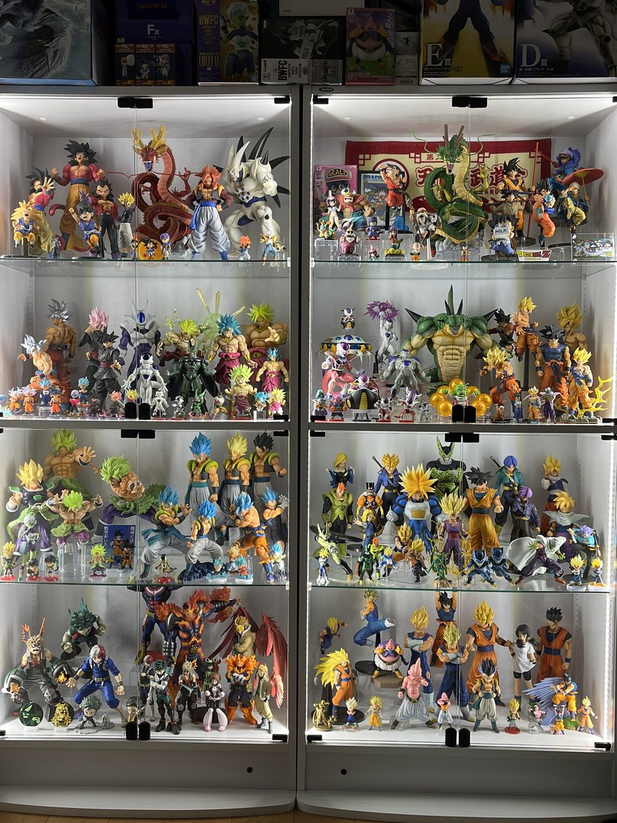 TY10051005's tweet photo. 固定ツイ更新

前回からあんま増えてないですがフィギュア関係のツイートあまりして無かったので何となく載せます😆

もう1台JAJANのケースが欲しいなって思ってますﾏﾈｰ！👌(¥[]¥)ﾌﾟﾘｰｽﾞ! https://t.co/WIv4i7kjBI
