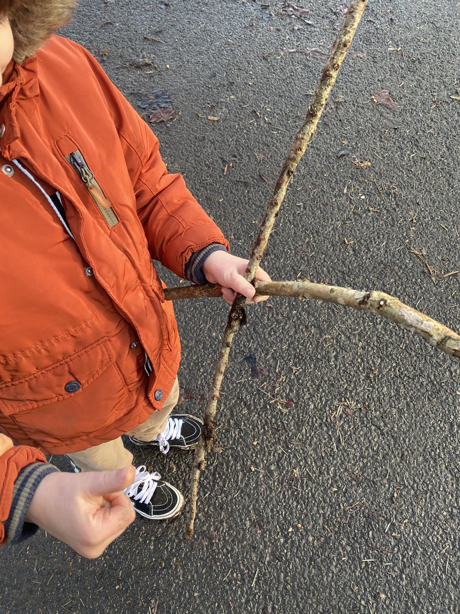 cairis_manson's tweet image. Out a walk with Alexander today and he tells me ‘it’s a windmill’. Only relatively recently have I started to see him use symbolic representation in his play which is fascinating to see as both a mum and with my early years hat on! #symbolicrepresentation #outdoorplay