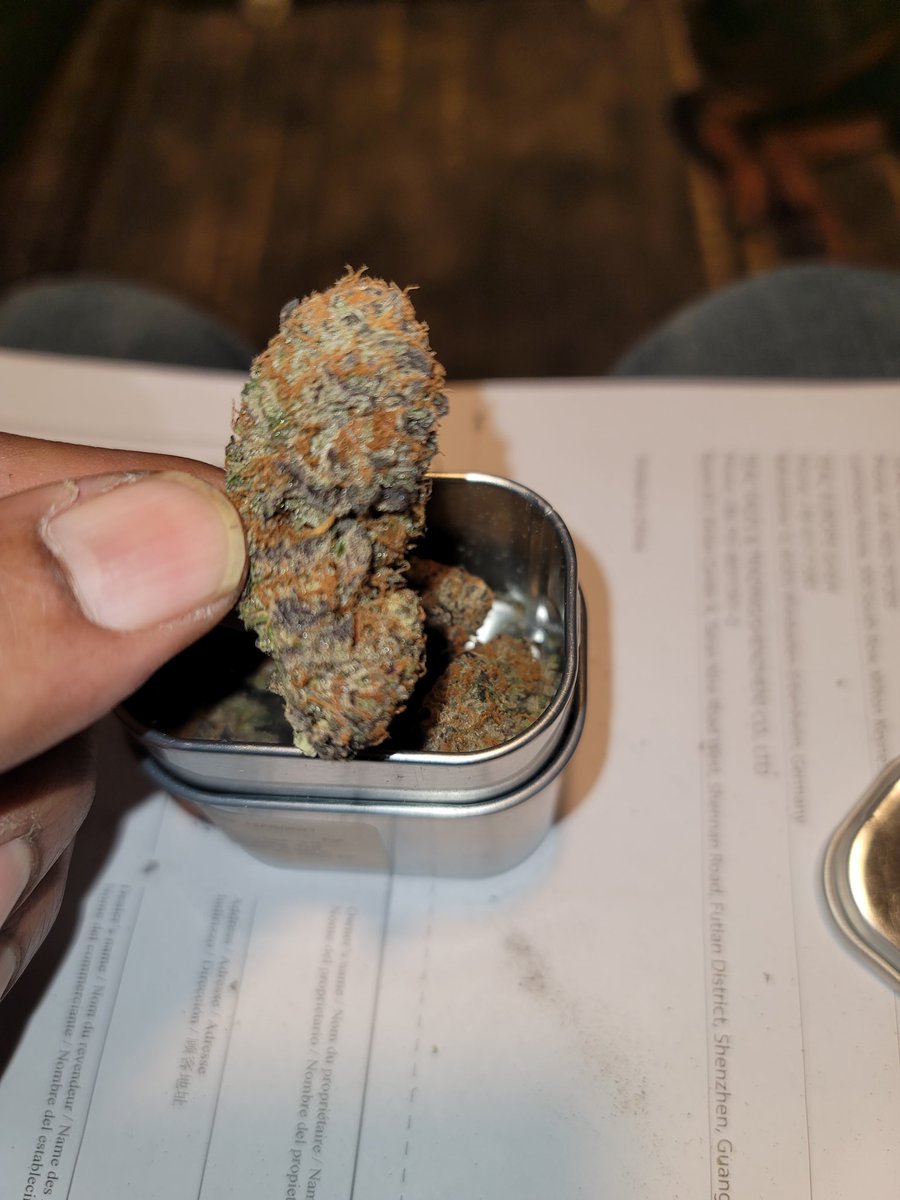 blazebags420's tweet photo. She's purrrdy!!
#sundaysmokesession #blazebags #blunttalk #BlackOwnedBusiness #chronic https://t.co/yrcBsoTeLc