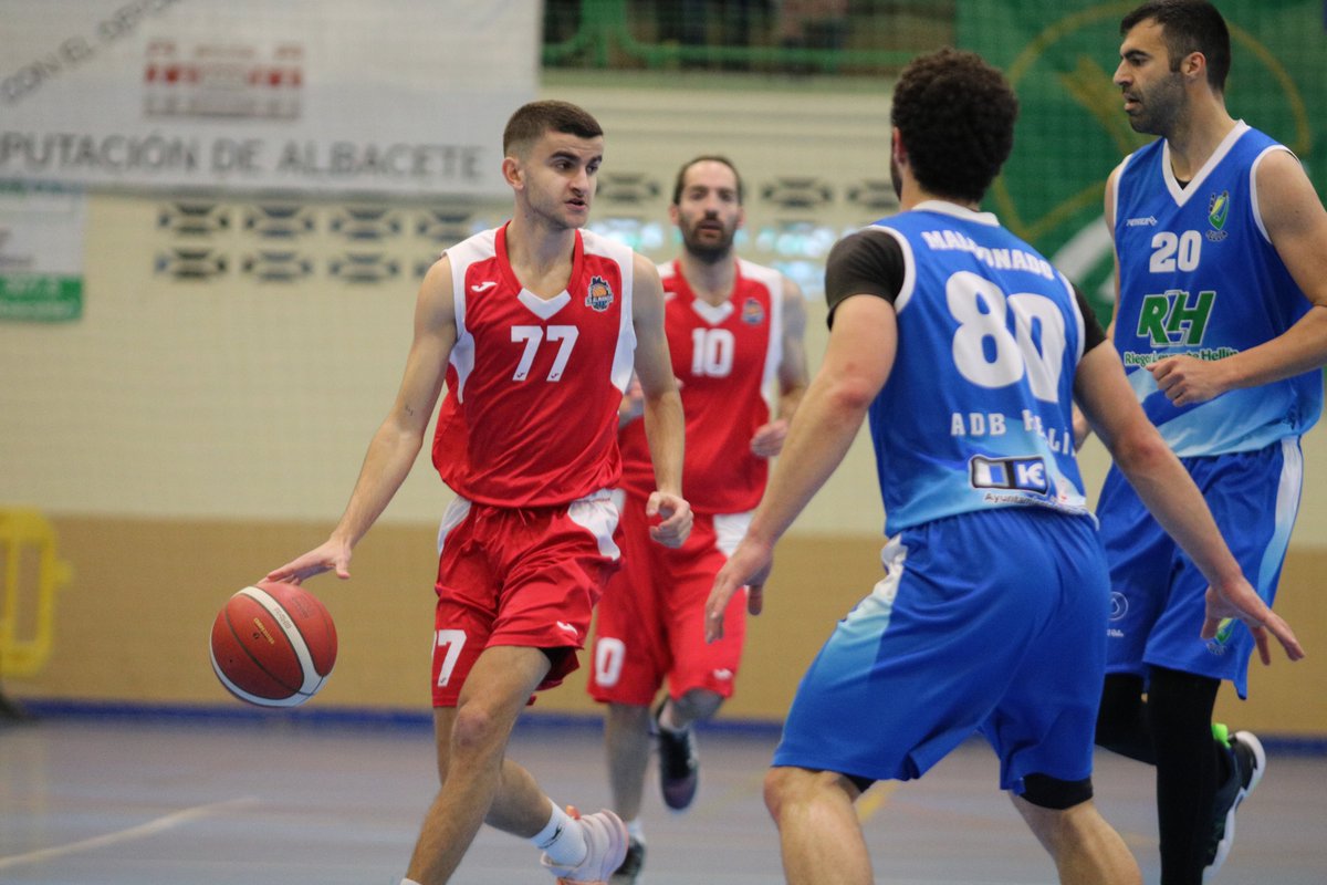 CBAlmansa's tweet photo. ⛹️♂️ #Copa1AutoMasCLM - FINAL
🆚 @ADB_Hellin
🔵 33-47 🔴
⏱ 3C - 7:40
✍ Qué gran comienzo de segunda mitad. TM solicitado por los locales.
#LaFuerzaDelEquipo #JuntosSomosMásFuertes https://t.co/f8SX7aWITA