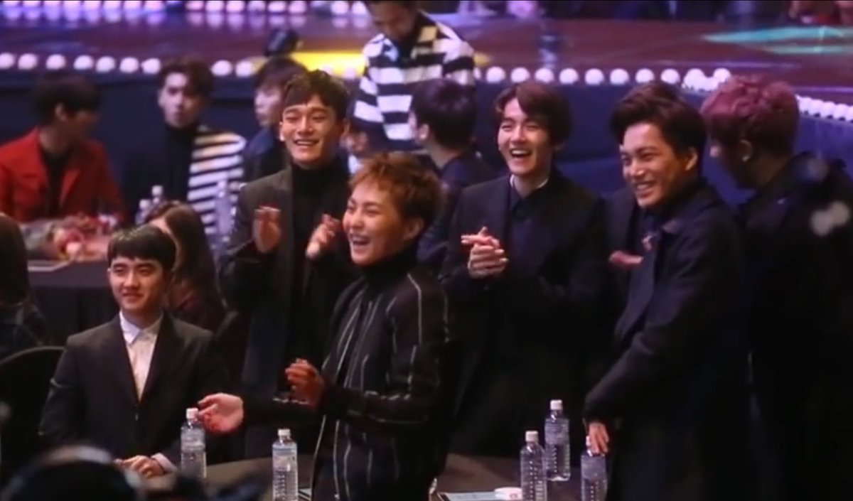 🐥📁 tweet media