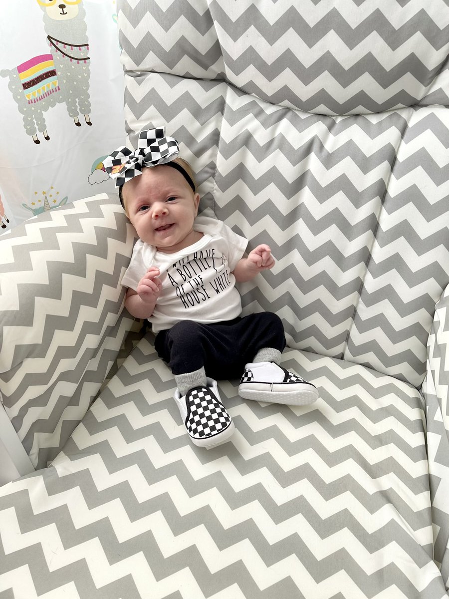 brownbre9's tweet photo. It’s #DAYTONA500 day!! We are rootin for @Team_Penske! My 1st Daytona 500 (hopefully next year my shoes fit!) 🏁🍼❤️ I’ll also take a bottle of the house white while watching the race!! @NASCAR https://t.co/5FHIN7ERZP