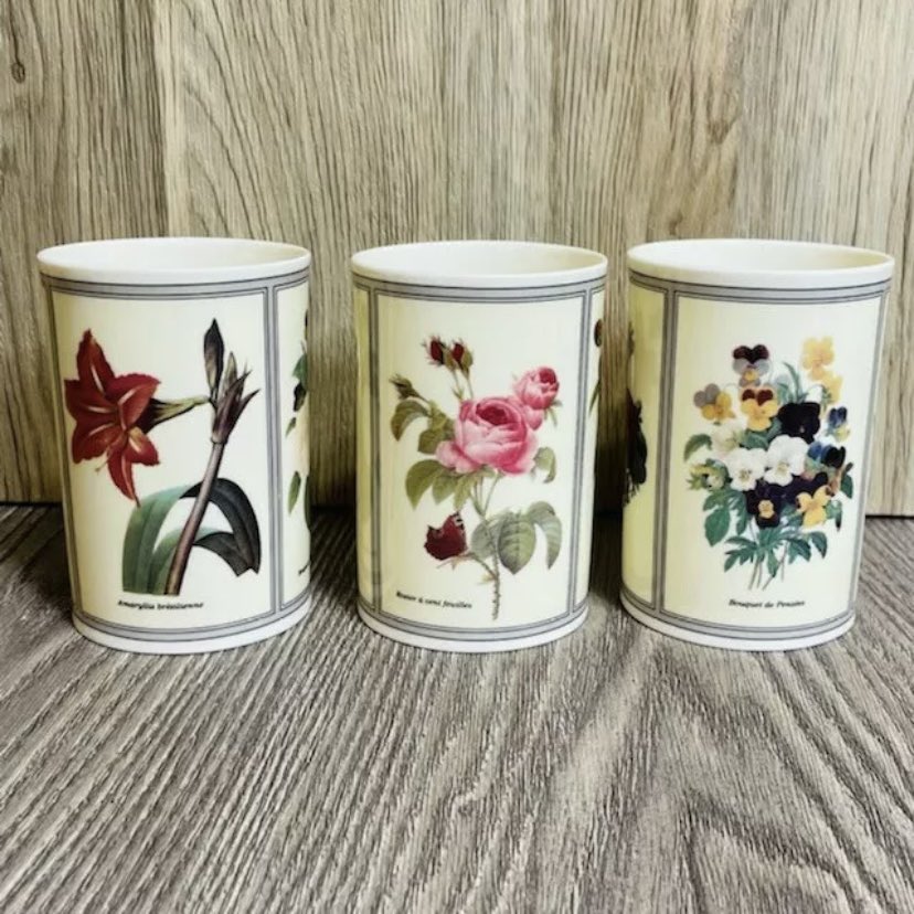 oceanic0817's tweet photo. New item in Oceanic’s Attic! 
Botanica Wren Coffee Mugs Set Of 3 Cups Dahlia Rose Honeysuckle Pansy Iris $33.99 or best offer #ebayseller #coffeelover #roses 

https://t.co/9ZUZUAt0On https://t.co/XCP3n1eb4g