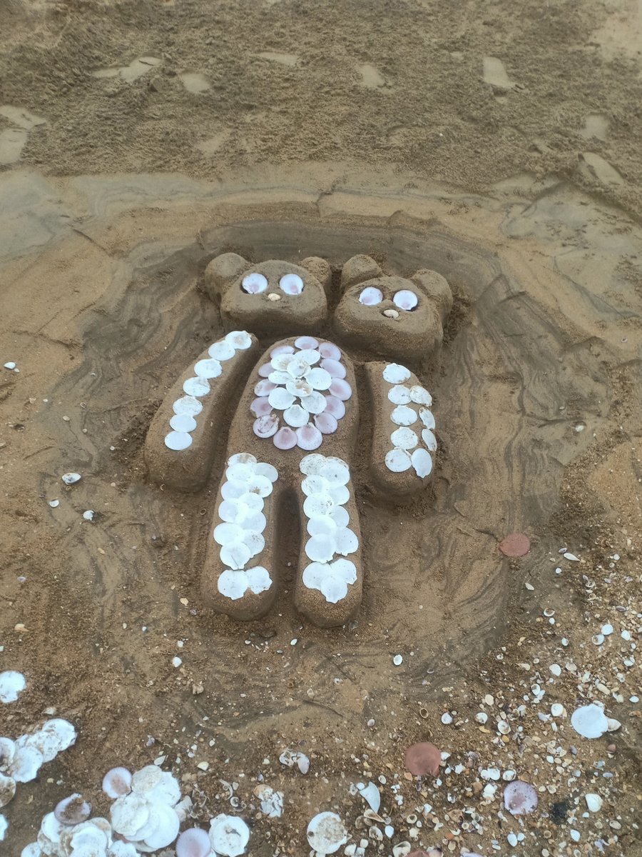 Minhminh061093's tweet photo. Loading 100%
A work of art for the weekend. Yeah nature!
I make use of the available things around. Luckily I finished it before the sun man went to sleep
Discord:MINH#5692
@AntonymNFT @GussoAlexandro @Conflcts @ammtonym @0xreuben @WGMIPsycho  #AntonymNFT #FANART #NFT https://t.co/XdzJrbBw7B
