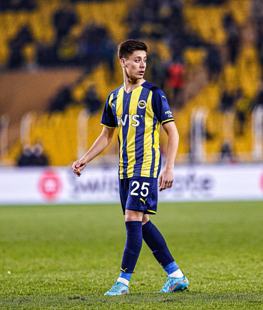 FenerbahceTRBN's tweet photo. Bizim Hakkımız Sana HELAL çocuk @10ardaguler 🙏 https://t.co/vvpxx8kI2P