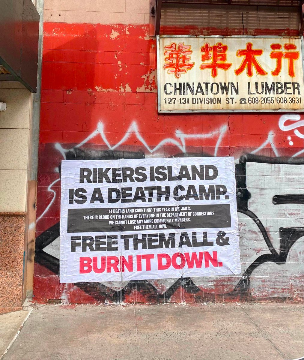 n_th_n_'s tweet photo. Spotted in Chinatown NYC, where electeds intend to build the tallest jail in the world:
Abolitionist art calling to shut down Rikers w/ no new jails, naming that Rikers is a death camp &amp; the answer is *not* new jails, &amp; commemorating those the state killed through caging in 2021. https://t.co/6tsLdVDqVT