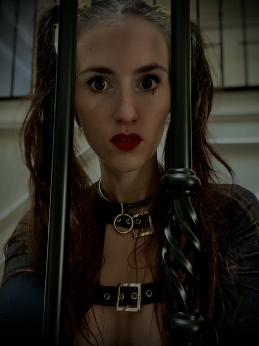 Derri&egrave;re les barreaux, dans la prison de mon esprit. Il n'y a que la nuit et les crie. https://t.co/JViAoGOujO Behind<a href="/tag/mind"class="tags"><span>#mind</span></a><a href="/tag/poetry"class="tags"><span>#poetry</span></a><a href="/tag/song"class="tags"><span>#song</span></a><a href="/tag/esprit"class="tags"><span>#esprit</span></a><a href="/tag/marian"class="tags"><span>#marian</span></a><a href="/tag/chanson"class="tags"><span>#chanson</span></a><a href="/tag/delacroix"class="tags"><span>#delacroix</span></a>