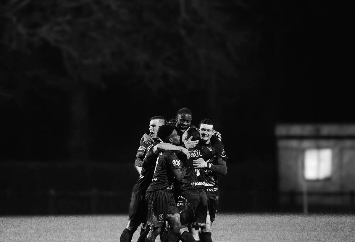 US_Montagnarde's tweet photo. 📋 𝗟𝗲𝘀 𝗿𝗲́𝘀𝘂𝗹𝘁𝗮𝘁𝘀 𝗱𝘂 𝘄𝗲𝗲𝗸-𝗲𝗻𝗱
#U16 🔥 Victoire 7–2 vs. Ploermel FC
#U17 🤝 Nul 1–1 vs. Auray FC
#R1 🔥 Victoire 1–0 vs. Landerneau FC
#R2 😔 Défaite 1–2 vs. CEP Lorient
#D1 🔥 Victoire 5–1 vs. Melrand
#teamUSM 🔴🔵 https://t.co/7BBGkhFvs3