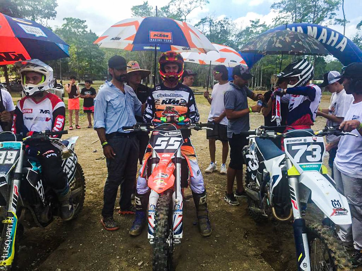 Liga Motociclismo Bogotá tweet media