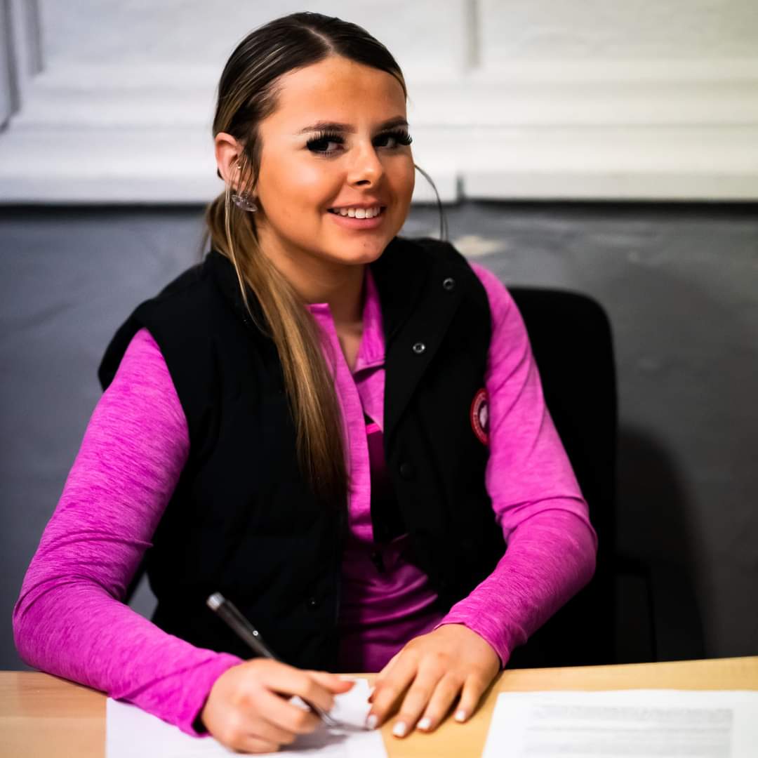 hdglobalathlete's tweet photo. ๐จ WELCOME TO HD FIGHT MANAGEMENT!
Denver-Jean Franklin-Stones is the latest athlete to join HDFM. HD Fight Management has moved into the sport of Boxing.
Denver-Jean is an Amateur Boxer, 15 years old & we believe one of the brightest female prospects in the UK.
#TeamHDFM https://t.co/7DWD643iaX