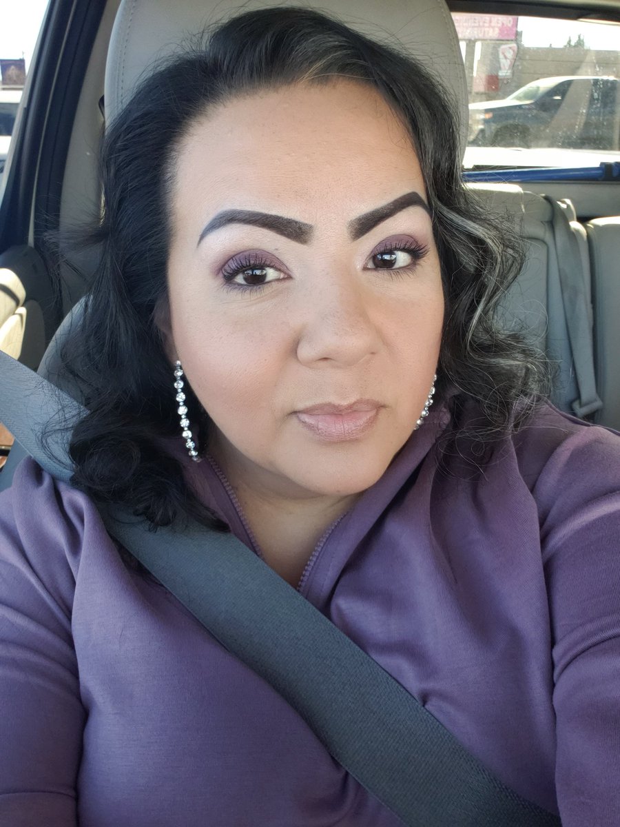 Redngoldqueen49's tweet photo. Happy Funday!! https://t.co/UOjWHxAXbG