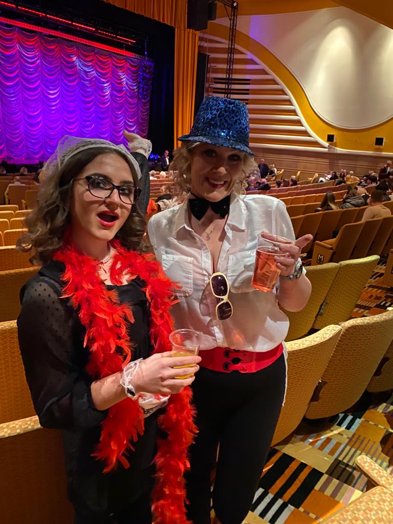 End of half term trip to Transsexual Transylvania with this beaut. Had THE best time.( A few awkward can't look at the teenager moments🤯)
Fully recharged to face the next half term 😂#rockyhorror #letsdothtimewarpagain #motherdaugheradventure #halfterm #teacher