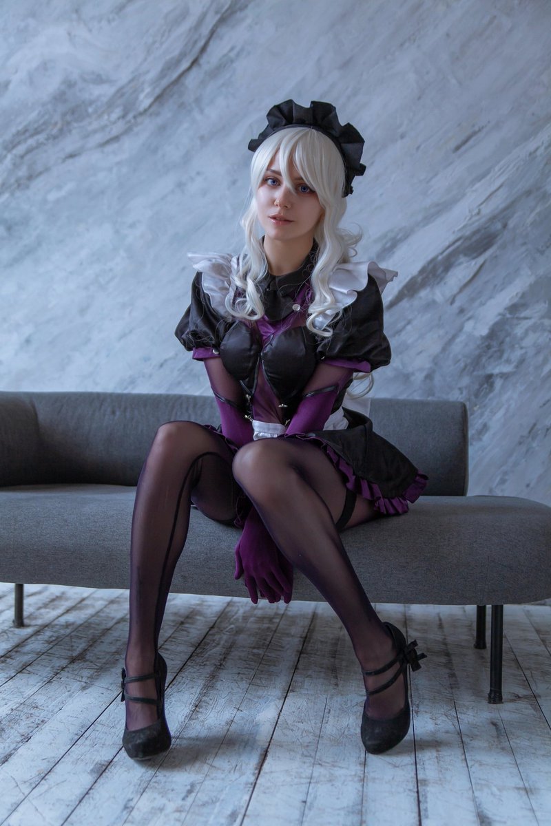 whiteanglerfish's tweet photo. Purple maid 💜 https://t.co/fXaEDea3wE