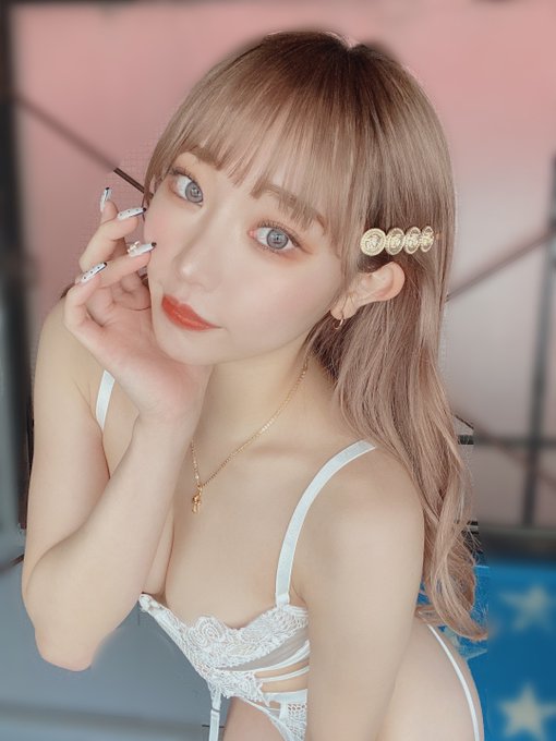 コスプレイヤーりなしぃのTwitter画像24