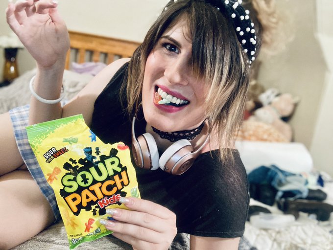 Sour! https://t.co/PisahMNEjT<a href="/tag/newprofilepic"class="tags"><span>#newprofilepic</span></a>