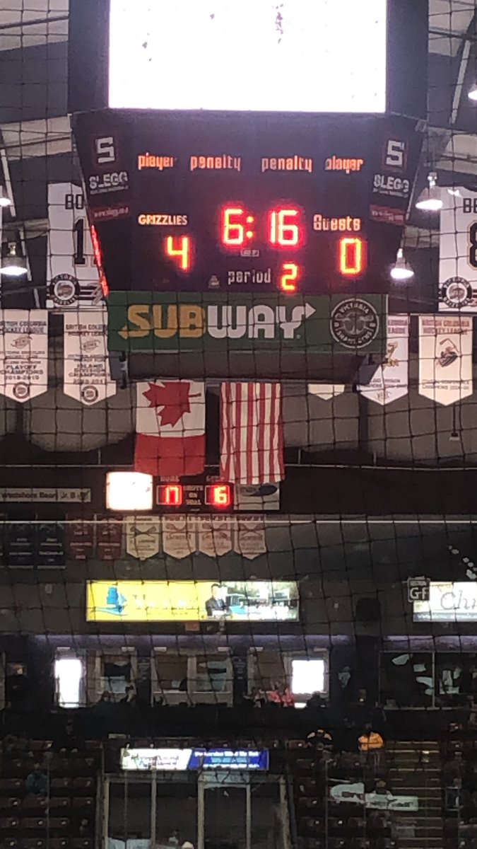 BurgerboyGaming's tweet photo. 3RD AND 4TH GOAL BY THE GRIZZLIES WOOT WOOT! @BCHLGrizzlies https://t.co/9k9Wt2PtOG