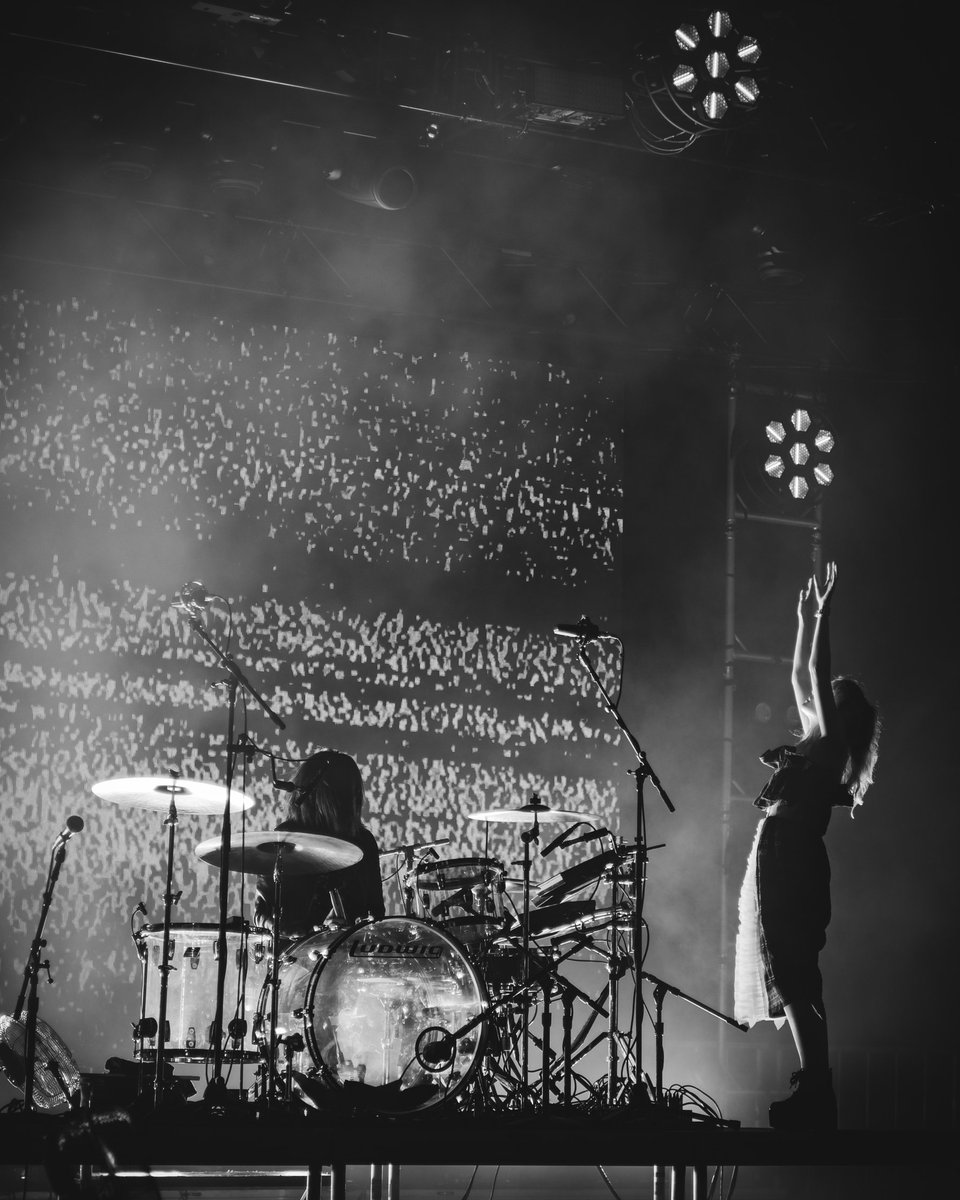 SeaThorPhoto's tweet image. @CHVRCHES performing at the Day In Day Out Festival in Seattle. 9.05.2021
