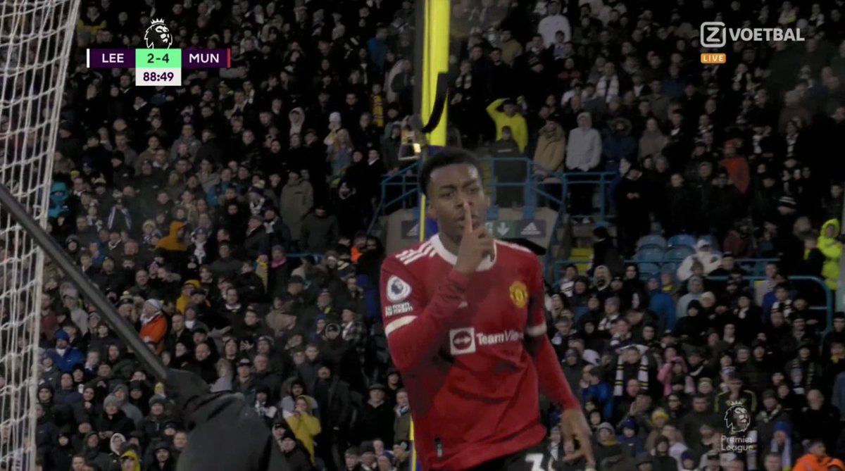 DFHamz's tweet photo. @BIGRJM81 @Ev1Zu stay upset armchair fan

will miss the 6 points from you when you're in the championship https://t.co/GkaRiuF627