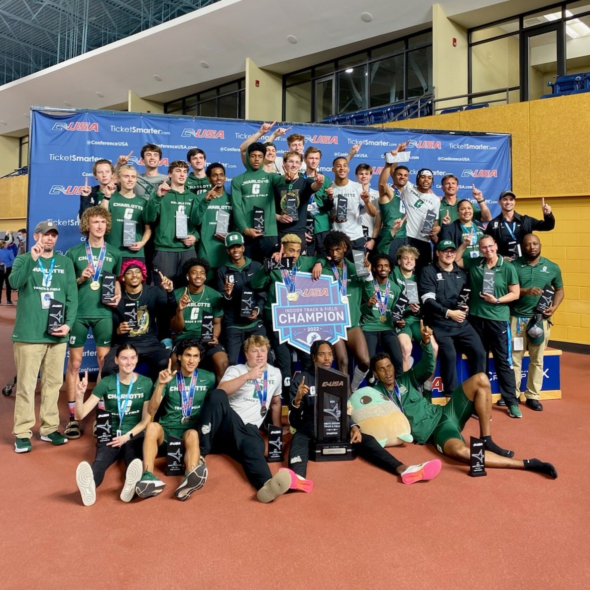 CharlotteTFXC's tweet photo. Presenting your 2022 Conference USA Men's Indoor Track &amp; Field Champions! #cts #charlotte49ers #cusa #rings https://t.co/MBcvfWxDnd