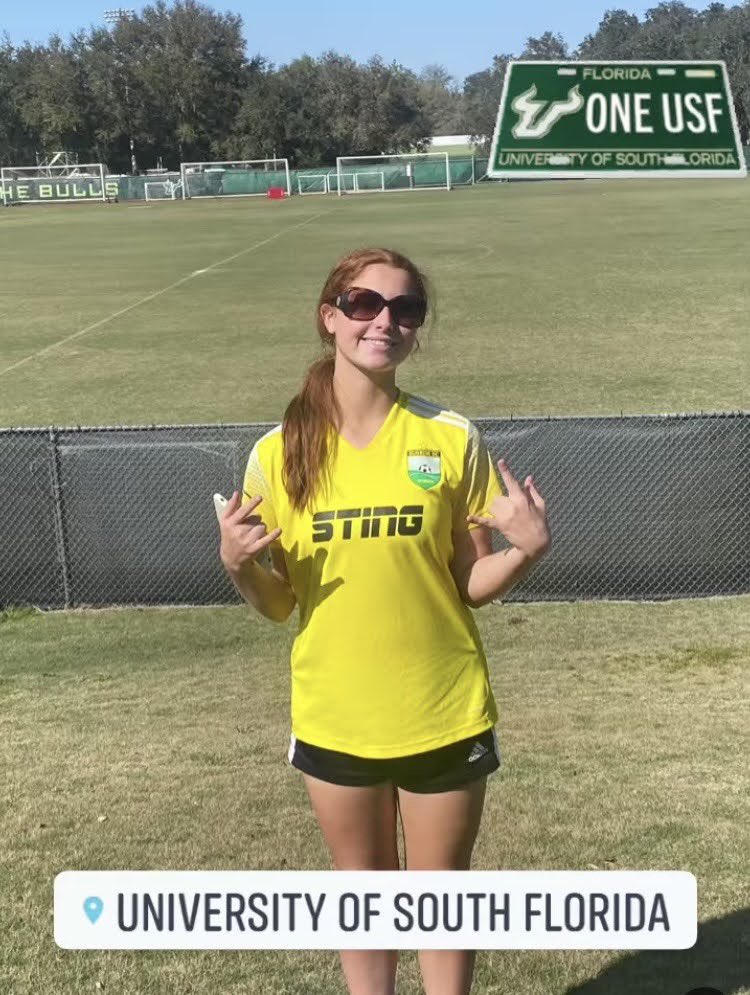 LeahMSoccer2024's tweet photo. Great weekend of ⚽️ at the CDL Showcase in Tampa with a quick trip to USF. Went 3-0 this weekend all while having a blast playing the game I love with my teammates. #sunrisesting #dpl #CDL https://t.co/n69g4e7o2w