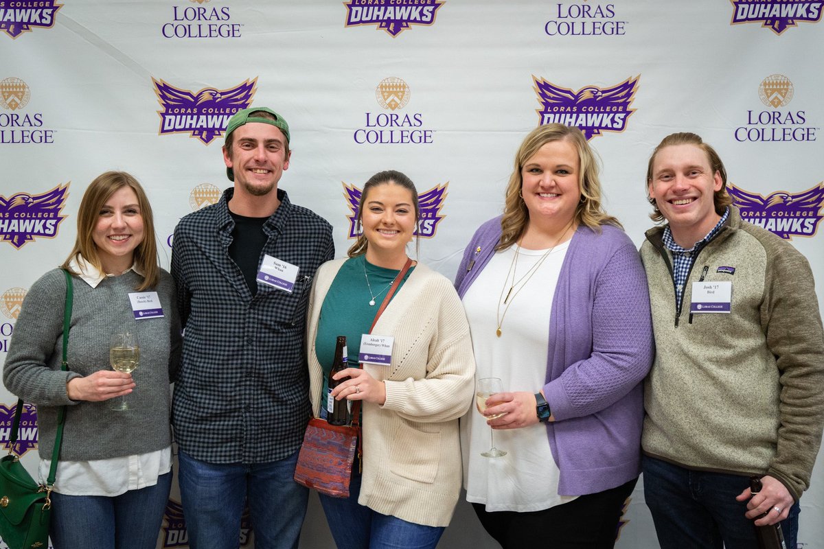 LorasAlumni's tweet photo. 📸 Thanks to all who joined for the Network of Dubuque winter social! 

#LorasCollege #GoDuhawks #OnceADuhawk #AlwaysADuhawk https://t.co/U4N8sNPmnW