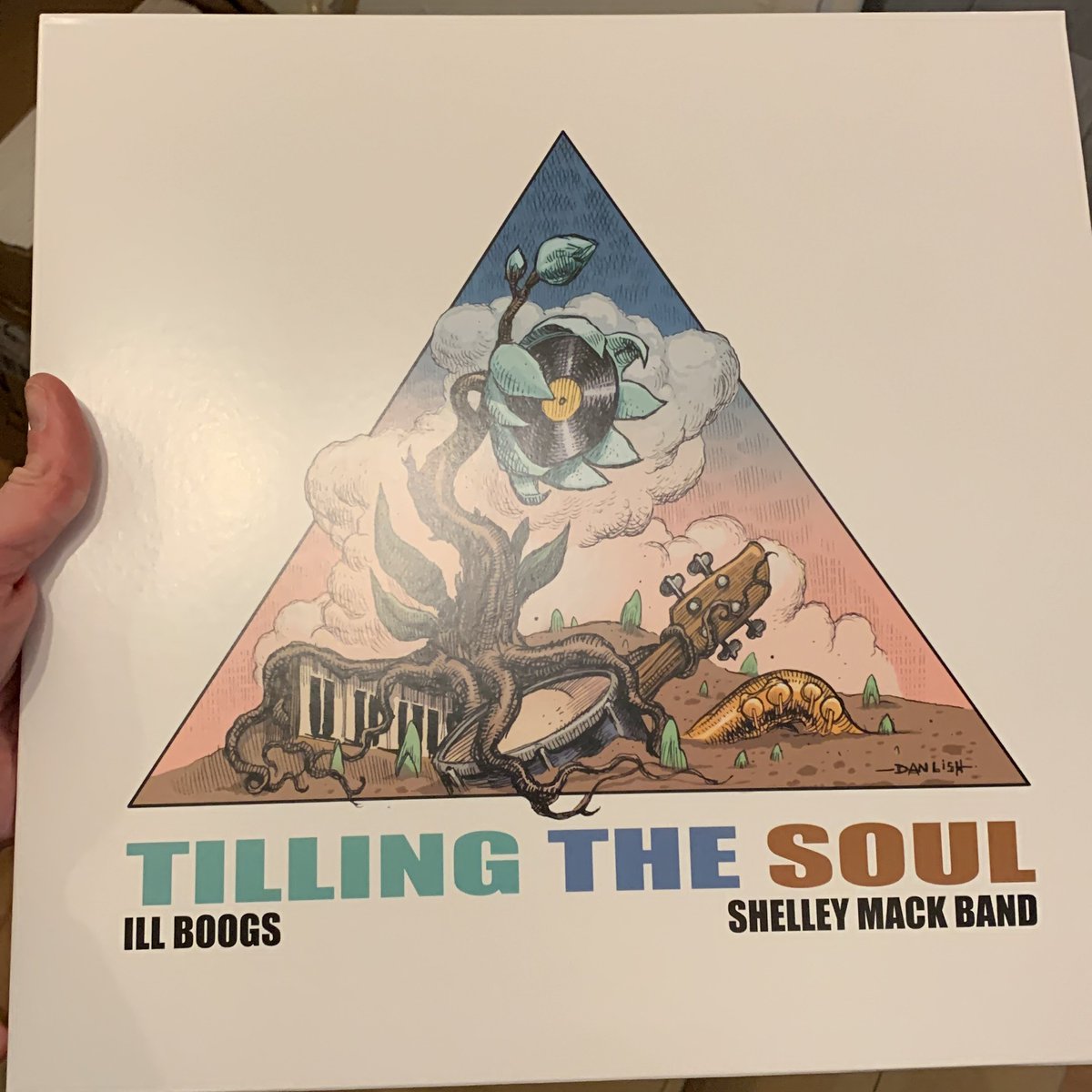 It's been a long time coming, but RDR001 is finally here! Big up Ill Boogs &amp; <a href="/DJShelleyMack/">Shelley Mack MSc</a> and especially all the supporters worldwide holding on for this record. Enjoy the music!