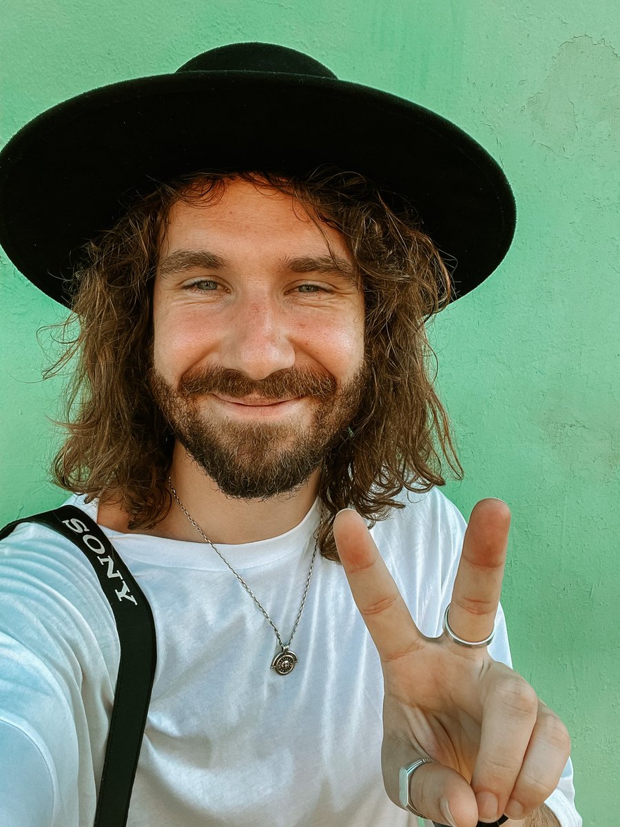 Sup fam? What are you doing today? I’m shooting in this cute town with hundreds of different colored houses today!