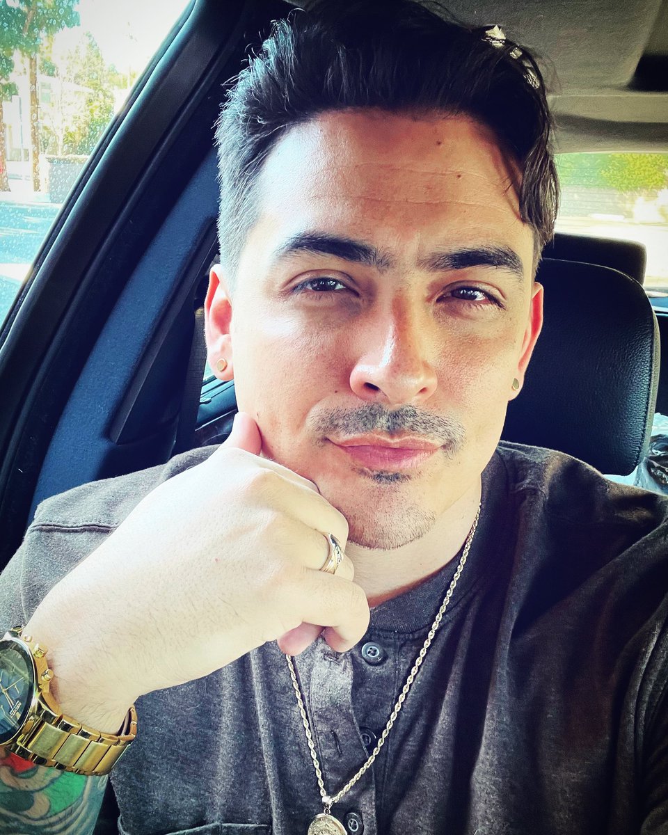 Robbie Daymond tweet media