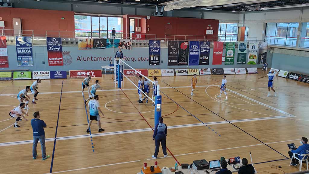 Ebresports1's tweet photo. 🏐 El Vòlei Roquetes encadena dues victòries seguides i té la salvació a tocar

▶ LA NOTÍCIA: https://t.co/lb81cyvCHL

@FedVenVoleibol @AjRoquetes #PacoGas @IMaigi @VoleiCatala @RFEVB @RoquetesCom @esportcat @JoanBarbera7 #Roquetes #TerresdelEbre https://t.co/CtwMtKyRnz