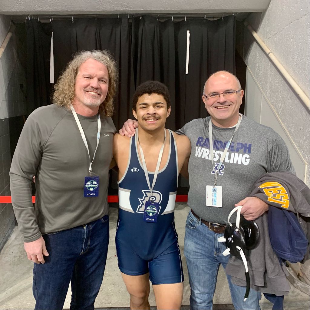 RRaidersAthl's tweet photo. Tough loss that came w :02 left in the last period ended a great season/wrestling career for Race Wright (‘22). He left a great legacy by being on the 1st wrestling team & being 1st state qualifier. Thanks for blazing a great trail, Race! #RaidersAtState #GoRaiders #RaiseTheR https://t.co/RdVepjPBkN