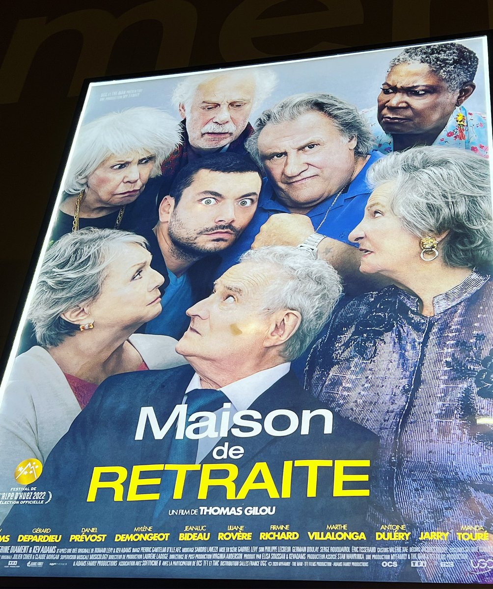 Ce film est génial 🥰😂 J’ai adoré !! Courez le voir !!
Bravooooo @kevadamsss et quel casting ! #MaisonDeRetraite