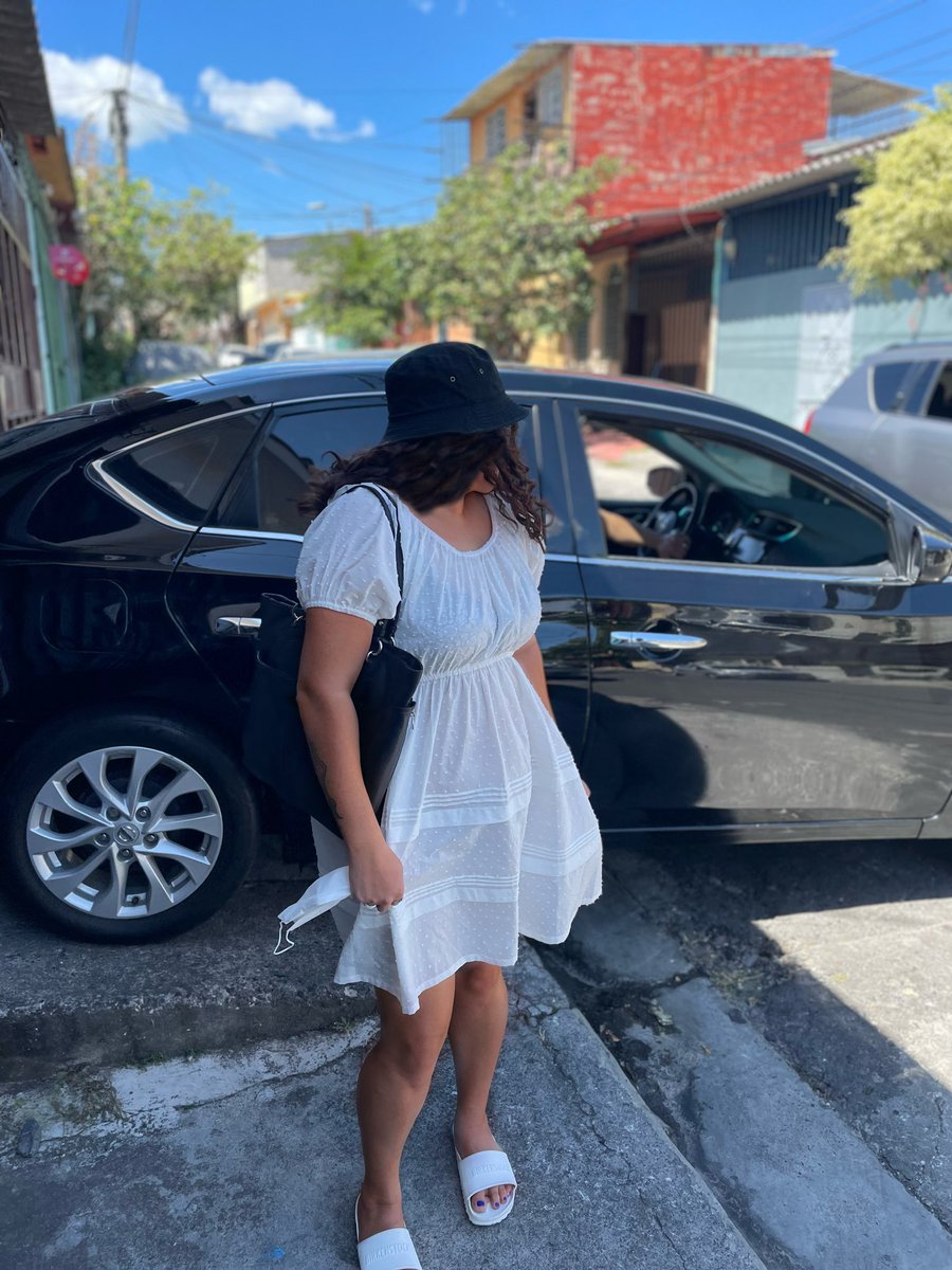 carolscabrera's tweet photo. visiting my home after @nayibbukele had been putting in the work our country deserved. 1000/10. i love being home. #elsalvador https://t.co/s5P37mWdOH