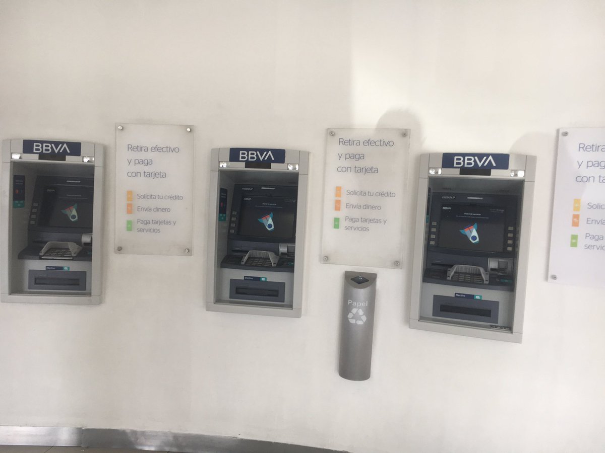 eLsapUmiTa's tweet photo. @BBVARe_mx la sucursal de Plaza Oriente que tiene 12 cajeros solo está en servicio 1 y solo se puede hacer uso con retiro sin tarjeta; la sucursal de Parque tezontle tiene el area de cajeros en remodelación; se requiere solución de inmediato #pésimoservicio https://t.co/NhdouyucLI