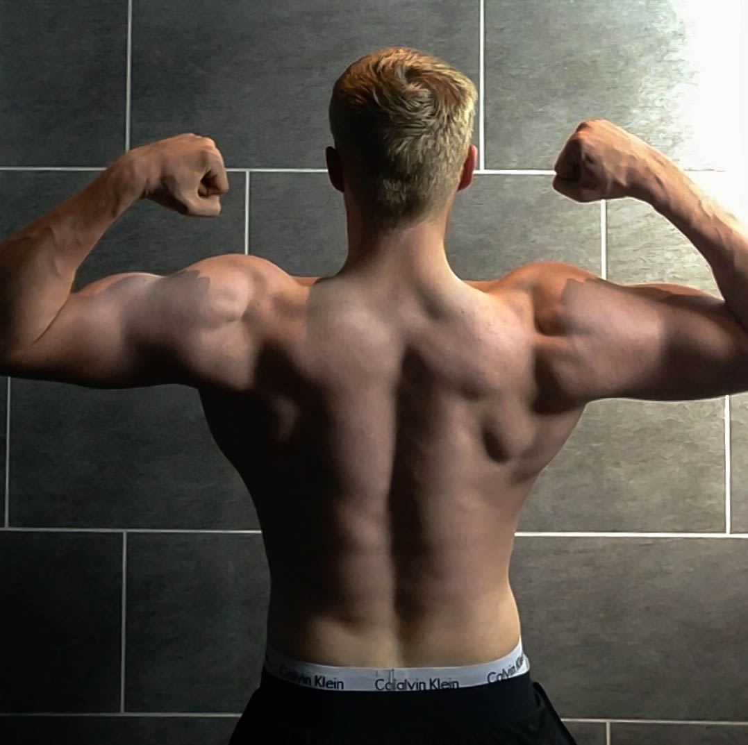 Gym grind is ON ✅
Very happy with my results, so I thought I would share here on Twitter 😎🔥
67kg ➡️ 91.5kg

I'll be trying to post a little more on Instagram if you'd like to follow me 🍿
instagram.com/rezexcs_christ…