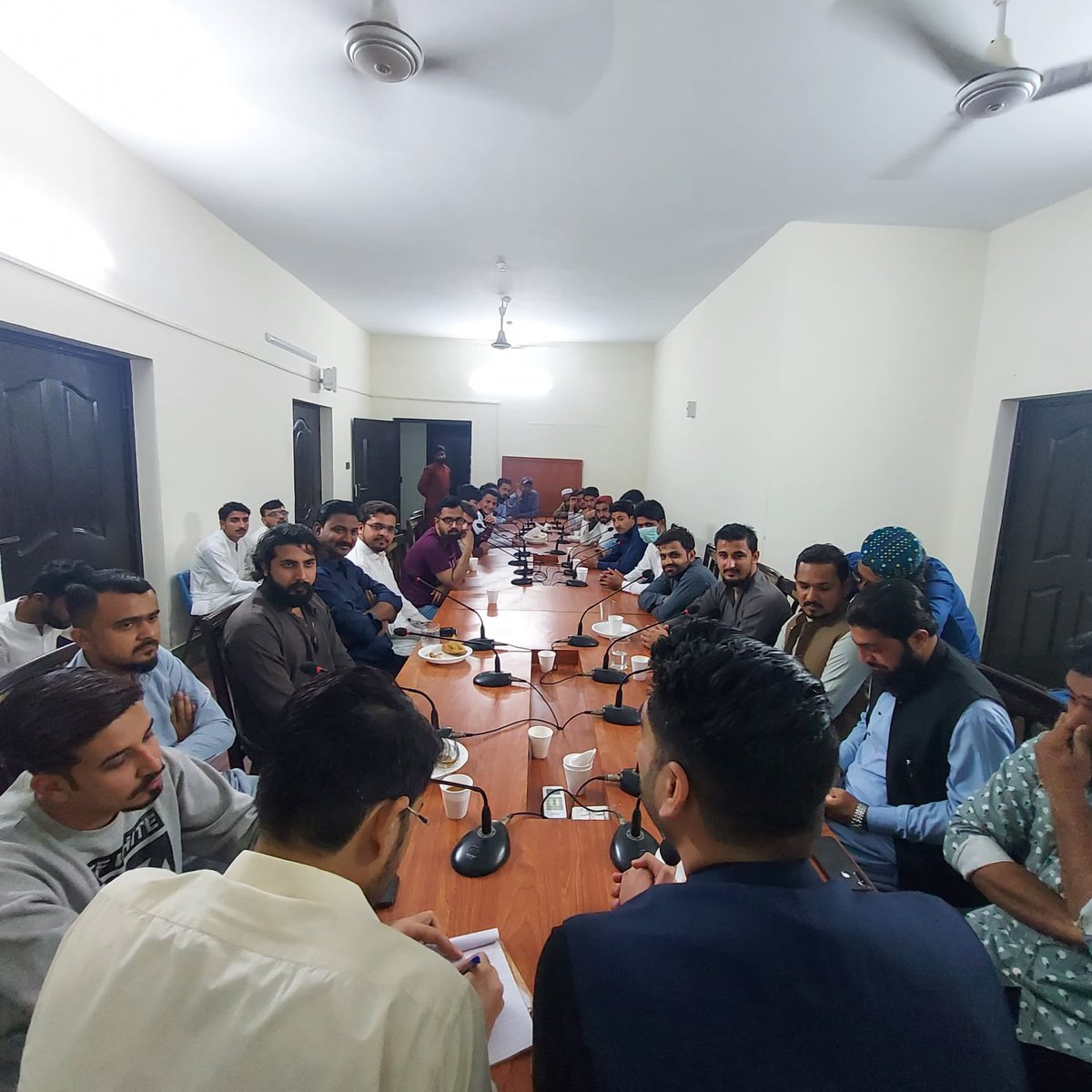 YasirAdeelSk's tweet photo. A meeting of MSF-N Karachi Division was held today at PML-N House Karsaz Karachi.
Strategy regarding 6th March's Students Convention in Arts Council Karachi was discussed.
MSF's Sindh, Divisional, district's office bearers and workers attended the meeting. https://t.co/C5bDVqHoyX
