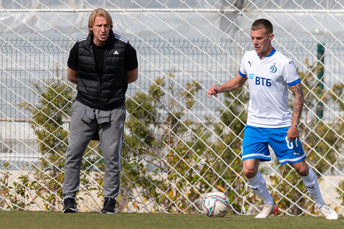 fcdynamo2's tweet image. 📸 Фрагменты очередного контрольного матча #Динамо2 на турецких сборах. Больше фото с игры #Динамо2ОД — в альбоме матча ➡ vk.cc/cbgbaj
⠀
#Динамо2 #ДинамоМосква