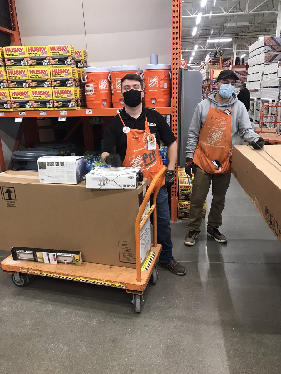 AllenBellHD's tweet photo. Jordan killing it this week. Just sold a multi phase bath remodel 2k. 11 proxtra and 3 commercial this week @jjc6313 @BrianLyonsHD @1956Homedepot https://t.co/avsq4CZmAL