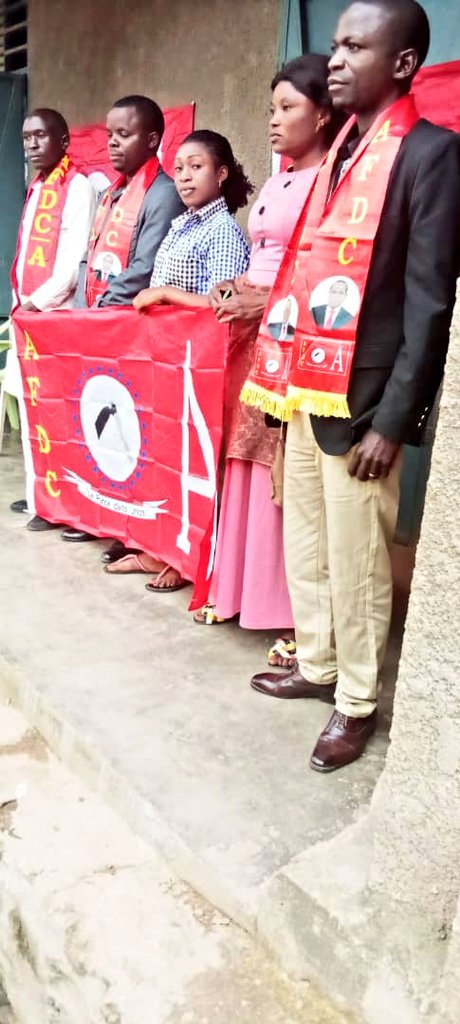 YustusNgakwira's tweet photo. #Beni_social le com. Ex. Urb.Afdc_Beni a présenté simultanément ses condoléances au près de leurs camarades de lutte qui ont été éprouvés la semaine dernière. La permanente Grâce et le V/P.U Ndeze,ont perdu les êtres chers dans leurs familles respectives @PLukwebo #PFDr Kinyata https://t.co/7gvR7FdJqn