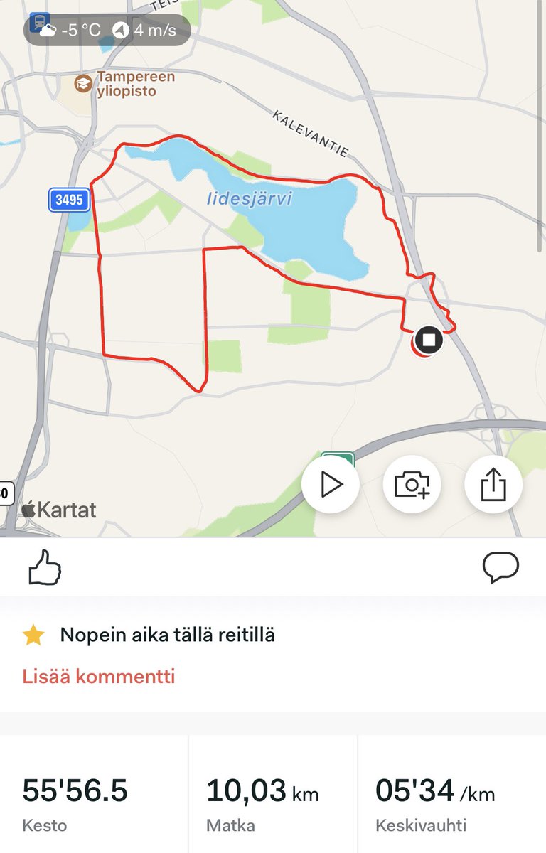 JussiPohjolain1's tweet photo. Jotkut oli kuulemma pelannut jรครคkiekkoa jossain. Minรคpรค kรคvelin 8 kilometriรค, sรถin kuusi Dallaspullaa ja suklaakeksejรค ja sitten juoksin 10km nopeusennรคtykseni ๐ซ๐ฎ ! #pullaa #omanelรคmรคnmestari #sunnuntai #runforrestrun @joni_jaakkola #stillrunning #treatyourself #dontcheatyourself https://t.co/ZGqJKR5E9o