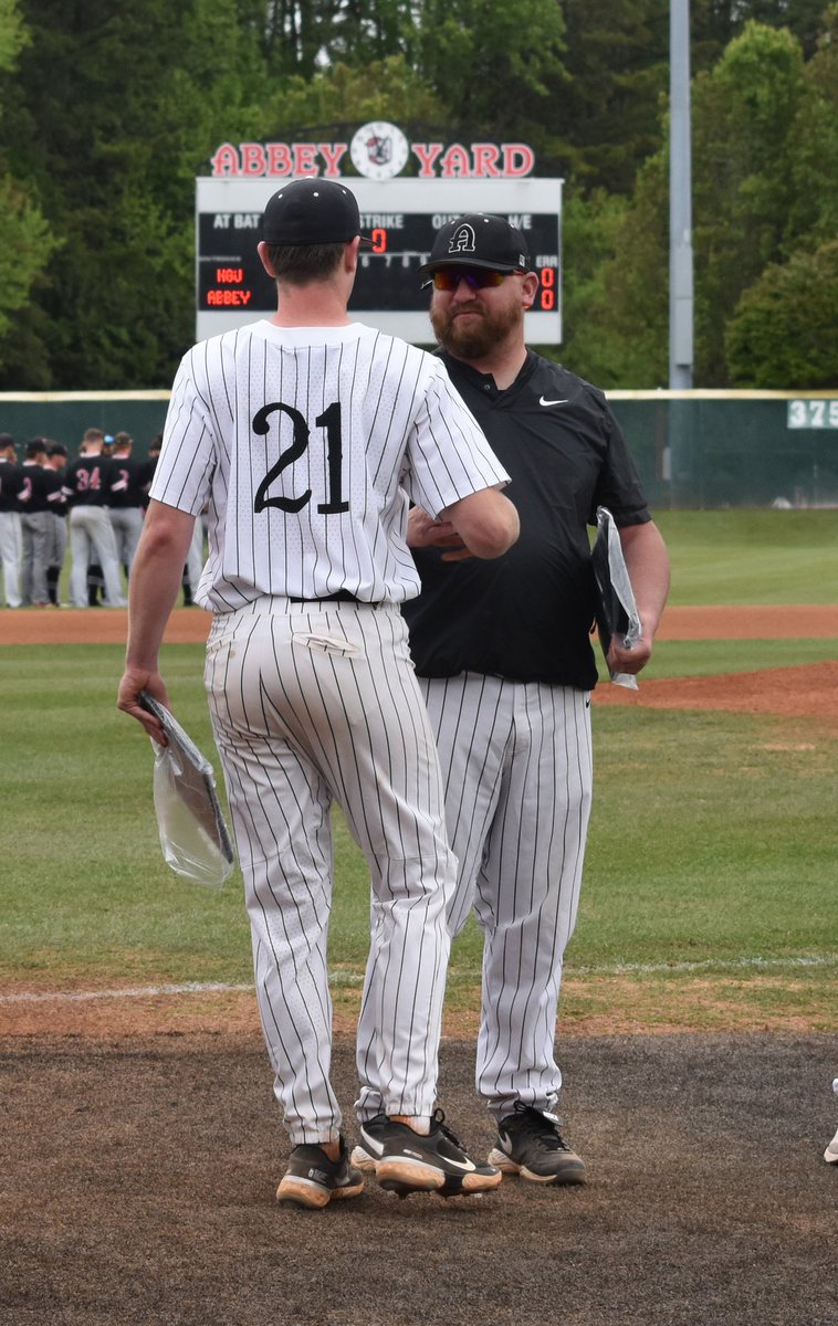 BAC_AD's tweet photo. You have devoted nearly your entire professional career to making Belmont Abbey College’s Baseball program what it is today & for that your students & your colleagues are ineffably grateful! Thank you, Coach Anderson! #RaisetheRed #TheAbbeyWay #Believe #Leavea Legacy # Gratitude https://t.co/B2IwUGWgg1
