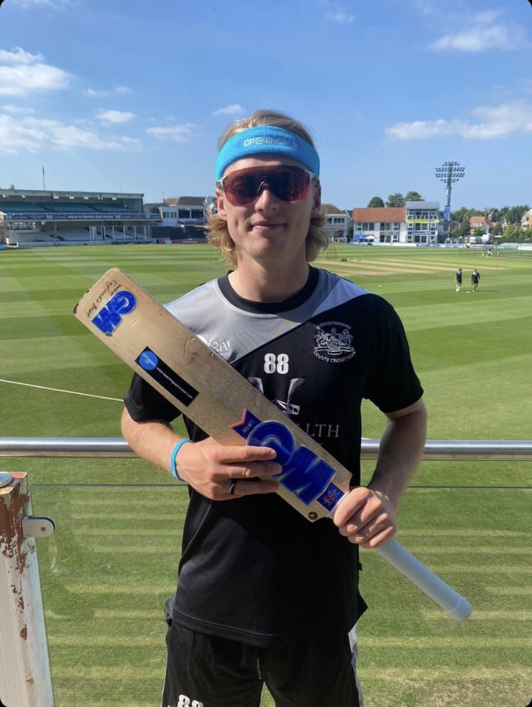 Don’t forget your headband

openingupcricket.com/shop 

📷 <a href="/HALHEAD_/">miles</a>