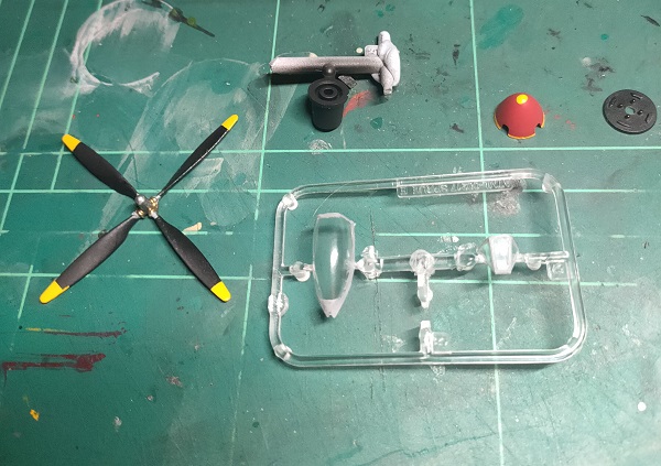 WartsNAllModels's tweet photo. Another big https://t.co/FDQNLwz3tQ
 starts in 30 minutes (7am Aust CDT, 8.30pm GMT, WET) we're #mounting the #gunbays and #wingassembly on the #Typhoon, and #prepping the #Hampden for its #blackcoat. Come, watch, and chat! #scalemodels #ww2 #aircraft #airfixmodels #RAF  #hobby https://t.co/bMYWBXD2Cq