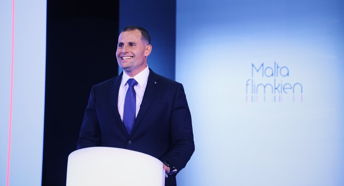 RobertAbela_MT's tweet photo. I have just launched our #vision to improve the quality of life for one and all. #Investing in our #environment, supporting youths &amp; pensioners, reducing income and corporate tax. The future is bright 🇲🇹 – RA https://t.co/NQ9wSwpD5Q