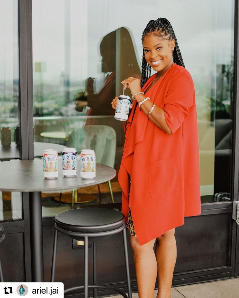 We hear it all the time, for our #keto crew, #zero is the hero! Get all of the flavor and taste of soda you love(d) without any of the carbs, artificial flavors or preservatives you don't need! Tag someone who would LOVE our keto certified sodas!