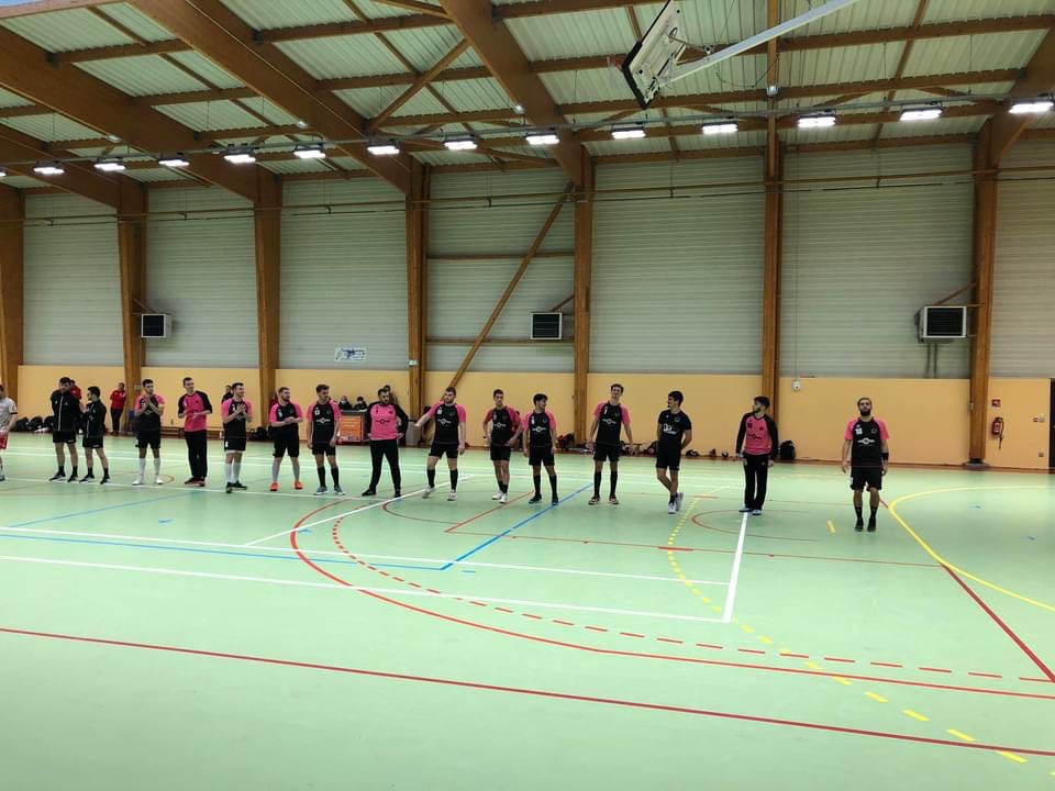 Victoire  23 21 LHSM contre Sautron 😉! direction les quarts de finale de coupe de France qui auront lieu le dimanche 17 avril à Tours! 😄😄réservez votre date!￼ <a href="/OuestFrance53/">Ouest-France 53</a> <a href="/HautAnjou/">Haut Anjou</a> <a href="/vsaulnier53200/">Vincent Saulnier</a> <a href="/Philippe__Henry/">Philippe Henry</a>