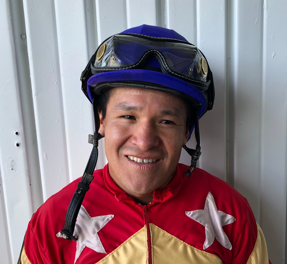 Fernando De La Cruz is 3-for-3 after winning the 6th on Imperial Brew, a 7YO Florida-bred gelding owned and trained by Anthony Granitz. De La Cruz, third in the jockey standings with 37 wins, has won 11 times from 22 Granitz-trained starters here, with 5 seconds and 3 thirds.