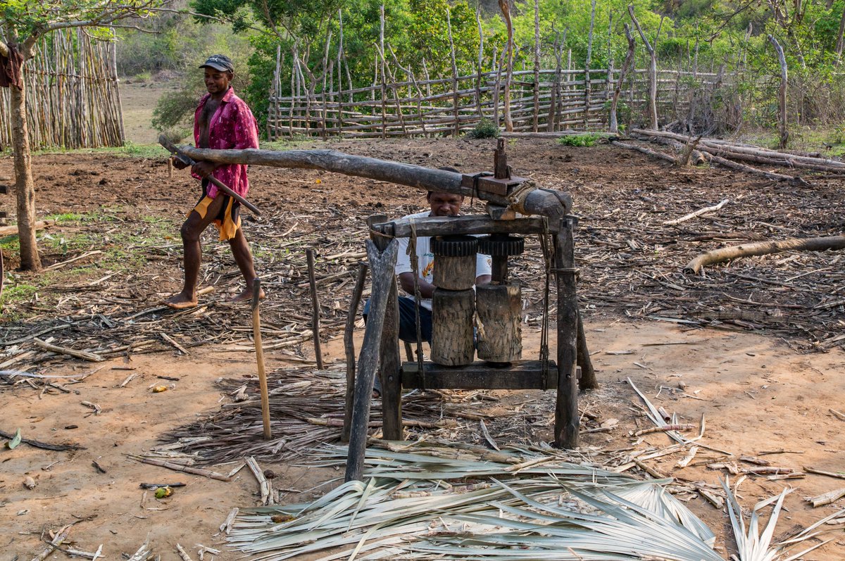 Do you need #rum or #sugar for your #coffee?
Life doesn't have to be complicated :)
Travel again and meet people!

#travel2022 #PeopleFirst #culture #adventures #offroad #African #PlanetFriendlyTribe #Madagascar #lifelesson #BeHappy #discover