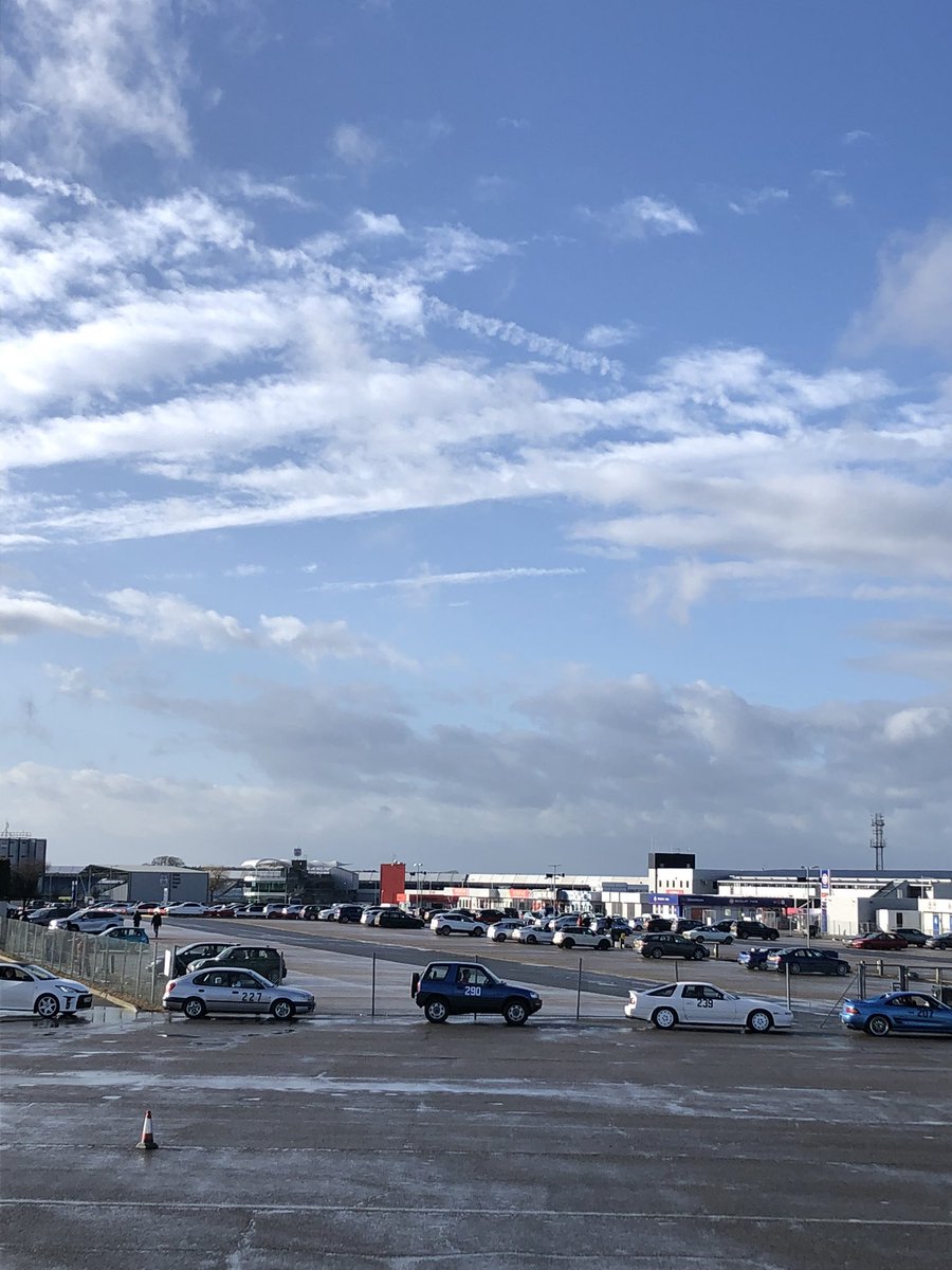 aohereng's tweet photo. A brief interlude of lovelyness yesterday @SilverstoneUK for the #toyota #parallelpom @VintageCarClub @ToyotaUK https://t.co/KLqHVC5Llx