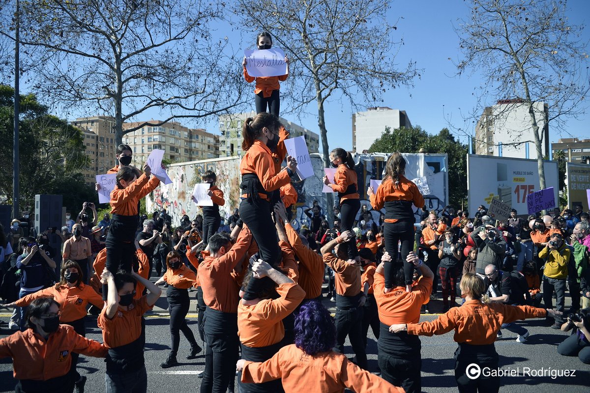 JoveMuixeranga's tweet photo. Una volta més hem acompanyat els veïns i les entitats de #Benimaclet en la lluita contra el PAI i per la conservació de l'Horta 🧡💚
#MaiPAI
#AiguaTerraiLlibertat
#NiPAIniPE
📷 Gabriel Rodríguez https://t.co/kSiHiFFWnS