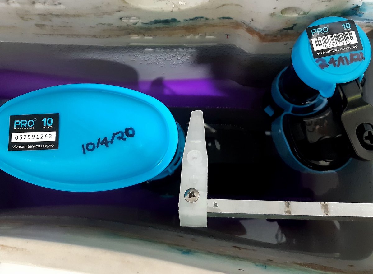 BahaNick16's tweet photo. Thanks, @vivasanitary all this wet weather finally gave me chance to plan my 50th year with your help! 🚽 #outwiththeoldinwiththeblue 😉 https://t.co/jJQb9DJ71g